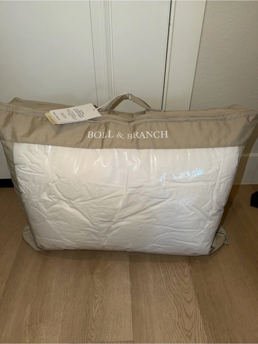 Boll & Branch down alternative duvet insert lightweight king/ california king